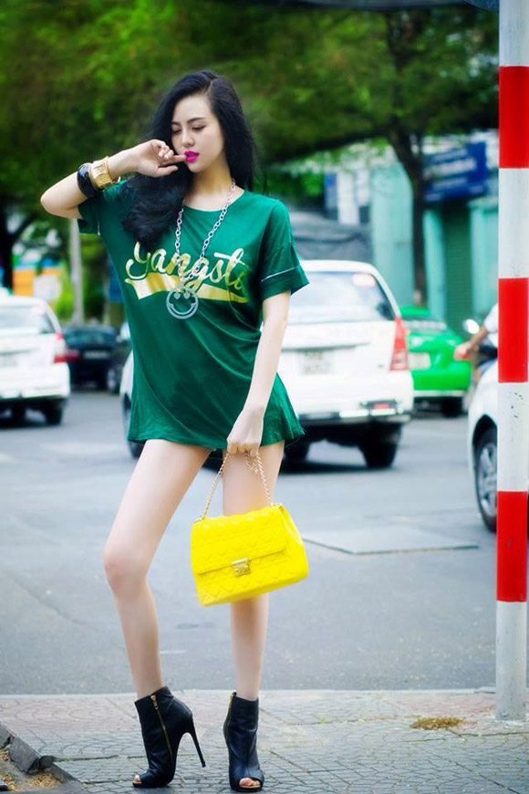 Phong cách mix đồ style Hàn Quốc ngày hè khiến bạn cứ 'nổi bần bật' - Ảnh 5