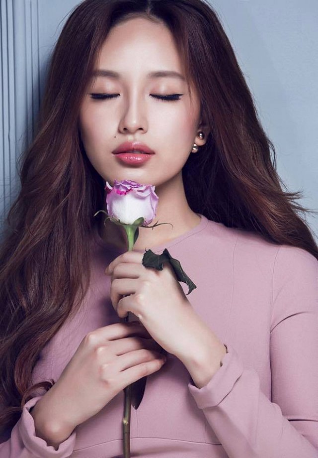 “Sốt bần bật” với 4 kiểu tóc rẽ ngôi giữa Hàn Quốc đẹp cho nữ 2018 - Ảnh 4