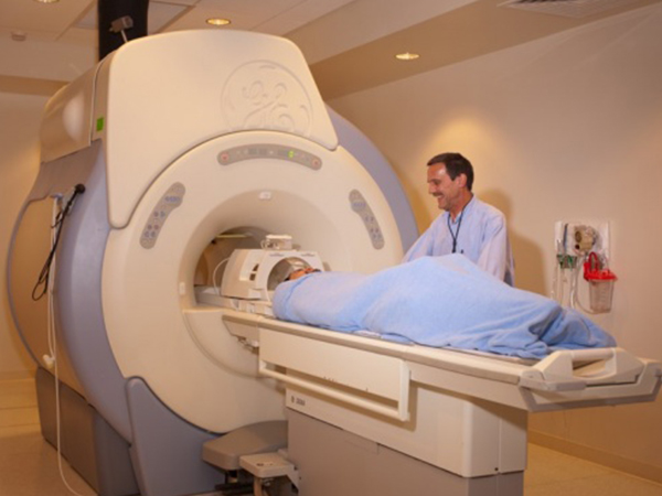Chụp MRI có nghĩa là chụp cộng hưởng 