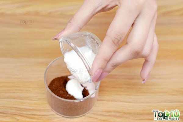 Cách làm sáng da với cafe và sữa chua