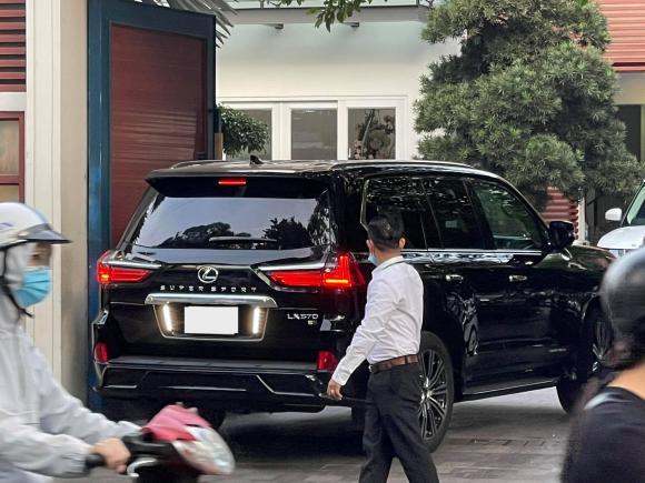 Dàn siêu xe trăm tỷ trong lễ cưới Phan Thành, riêng xe dâu giá 34 tỷ - Ảnh 11