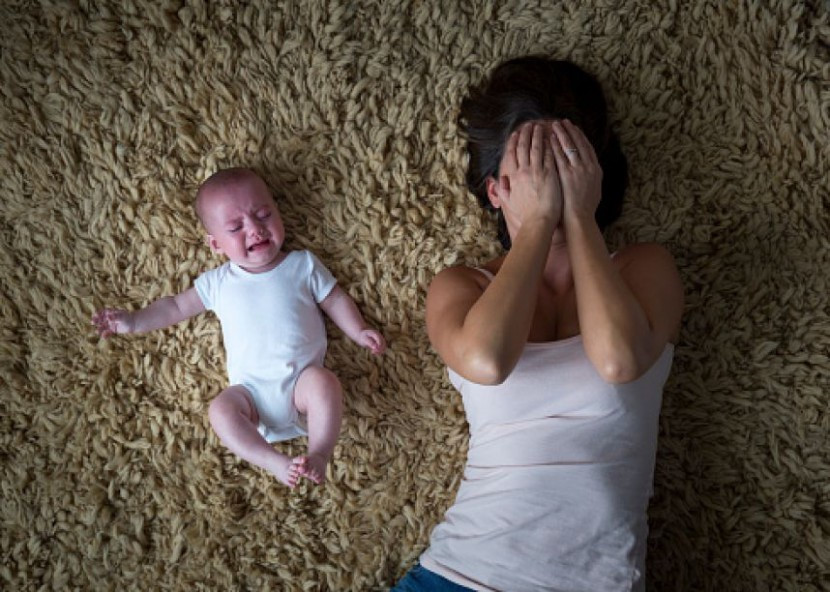 Trầm cảm sau sinh thường gặp ở 10-13% các mẹ