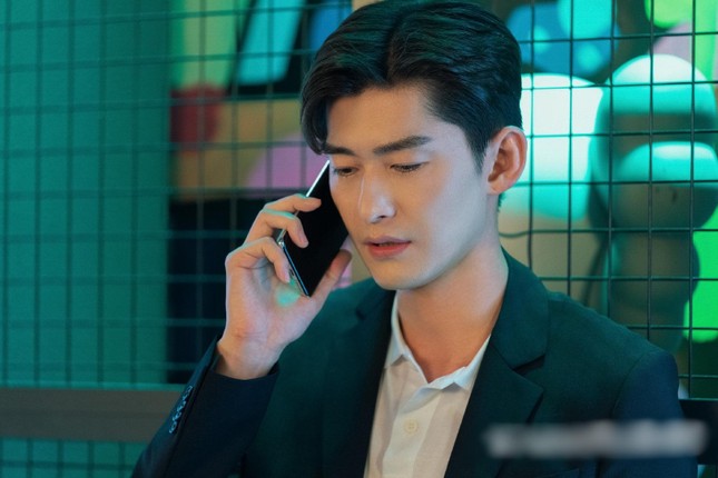 Netizen phẫn nộ trước cảnh quay phản cảm của Trương Hàn trong phim Các quý ông khu Đông Bát - Ảnh 2