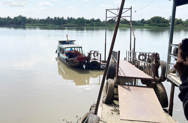 Xác định nguyên nhân tử vong của nữ nạn nhân trong vụ lật thuyền trên sông Đồng Nai - Ảnh 2