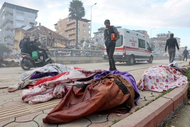 Số người thiệt mạng vì động đất tại Thổ Nhĩ Kỳ và Syria: Tăng lên gần 8.000 người, cơ hội tìm người sống sót ngày càng thấp - Ảnh 2