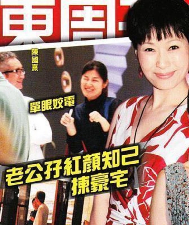 'Bạn giường' màn ảnh của Trương Quốc Vinh gây bất ngờ với nhan sắc sớm 'lụi tàn', tóc bạc trắng ở tuổi 59 - Ảnh 9