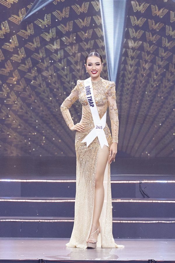 Hành trình thay đổi nhan sắc của Top 3 Hoa hậu Hoàn vũ Việt Nam 2022: Lộ diện màn 'phá kén' thành công nhất - Ảnh 11