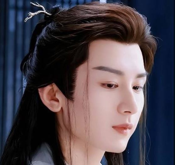 Top 5 nam thần phim ngôn tình cổ trang đẹp nhất năm 2022, ‘người tình màn’ của Triệu Lộ Tư trong Tinh Hán Xán Lạn đứng đầu danh sách - Ảnh 3