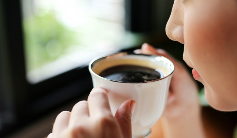 Nhiều người ‘tẩy chay’ cà phê nhưng không biết món nước uống này tốt cho thận nếu dùng đúng cách - Ảnh 2