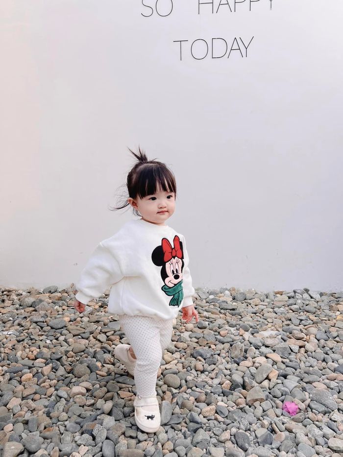 Phong cách thời trang sành điệu của các nhóc tỳ nhà sao Việt: sang chảnh, khí chất ngay từ bé - Ảnh 25