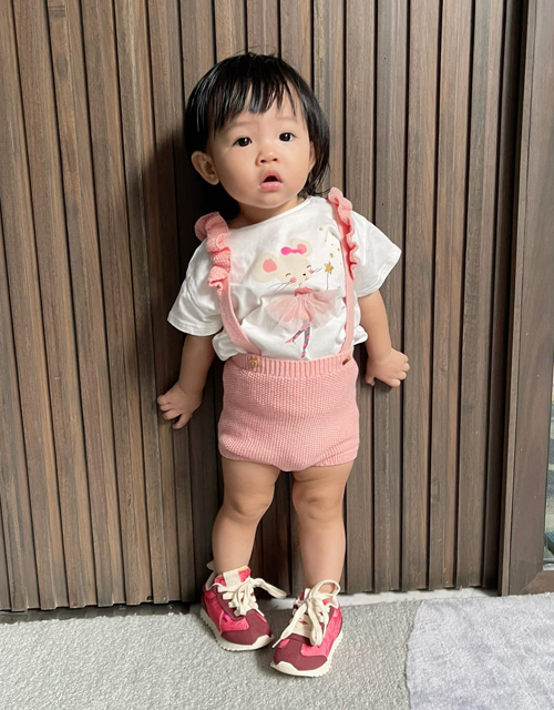 Phong cách thời trang sành điệu của các nhóc tỳ nhà sao Việt: sang chảnh, khí chất ngay từ bé - Ảnh 6