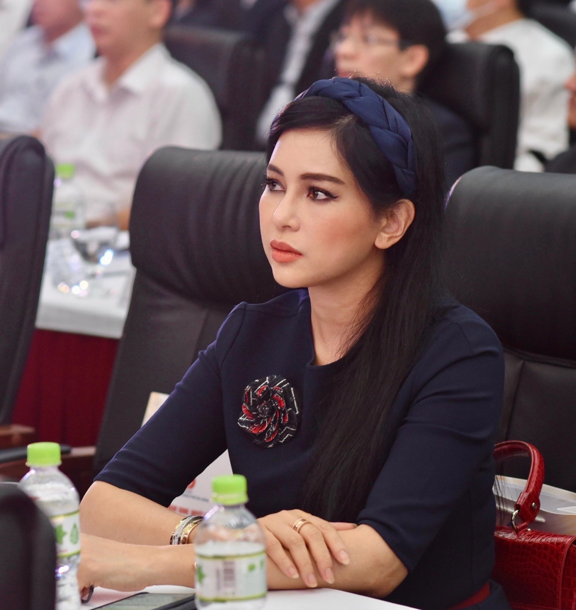 Hé lộ những bà mẹ quyền lực 'khét tiếng' của các đại thiếu gia Việt khiến vạn người nể phục - Ảnh 6