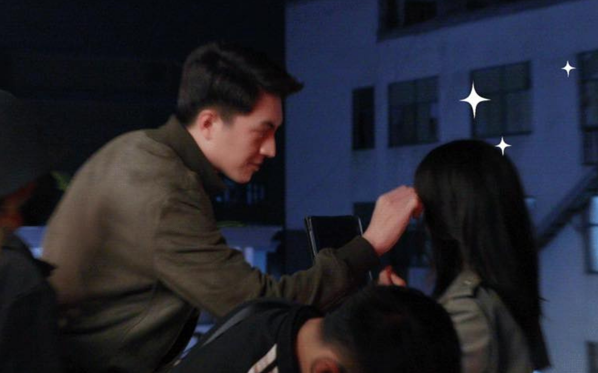 Lâm Canh Tân có hành động 'lạ' với Đàm Tùng Vận tại hậu trường phim mới khiến dân tình 'đứng ngồi không yên' - Ảnh 2