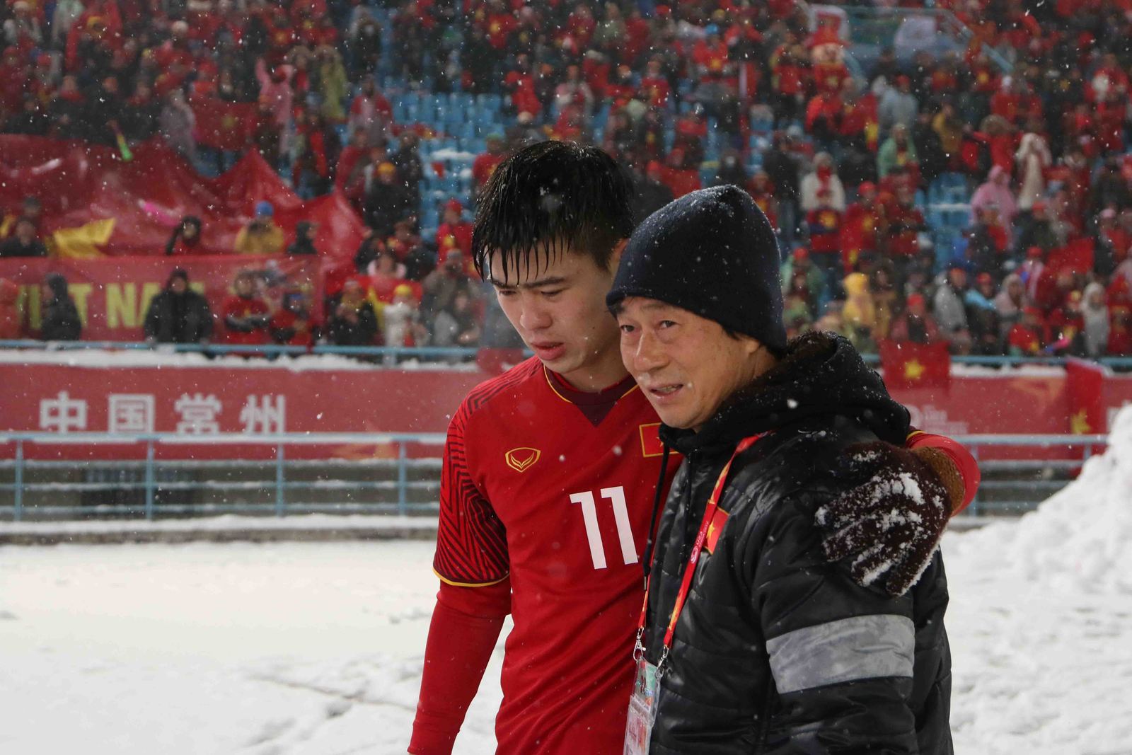 Cầu thủ Việt Nam từ biệt giải U23 châu Á trong nước mắt - Ảnh 6