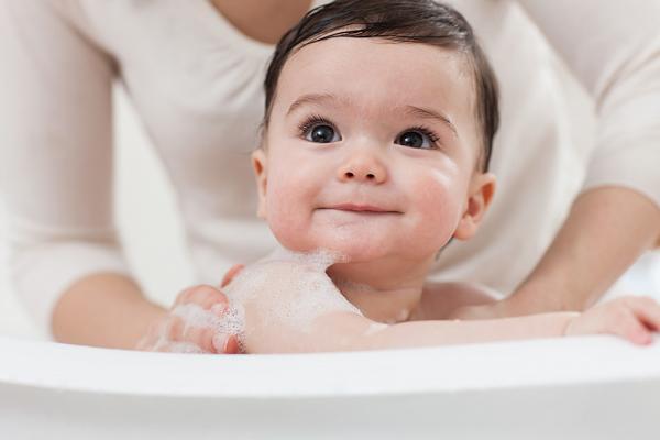 Những thời điểm tuyệt đối không nên tắm cho trẻ sơ sinh và trẻ nhỏ - Ảnh 1