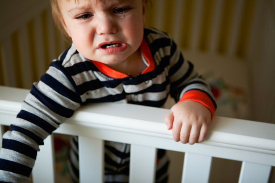 Trẻ hay mè nheo, khóc lóc, ăn vạ đôi khi là do cha mẹ đã mắc phải cách ứng xử sai lầm này - Ảnh 3