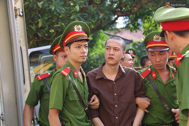 Cha của Nguyễn Hải Dương trước ngày con trai thi hành án tử: “Tôi đã chuẩn bị tâm lý nhận xác con về sau khi bị tiêm thuốc độc” - Ảnh 1