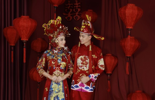 Lâm Khánh Chi tổ chức kỷ niệm ngày cưới cực khủng, mời 300 khách dù năm ngoái lỗ sấp mặt - Ảnh 4