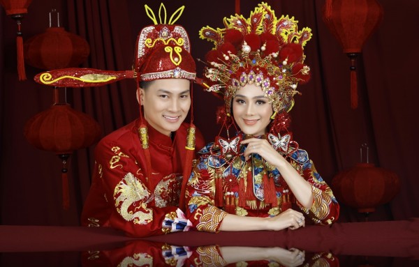 Lâm Khánh Chi tổ chức kỷ niệm ngày cưới cực khủng, mời 300 khách dù năm ngoái lỗ sấp mặt - Ảnh 5