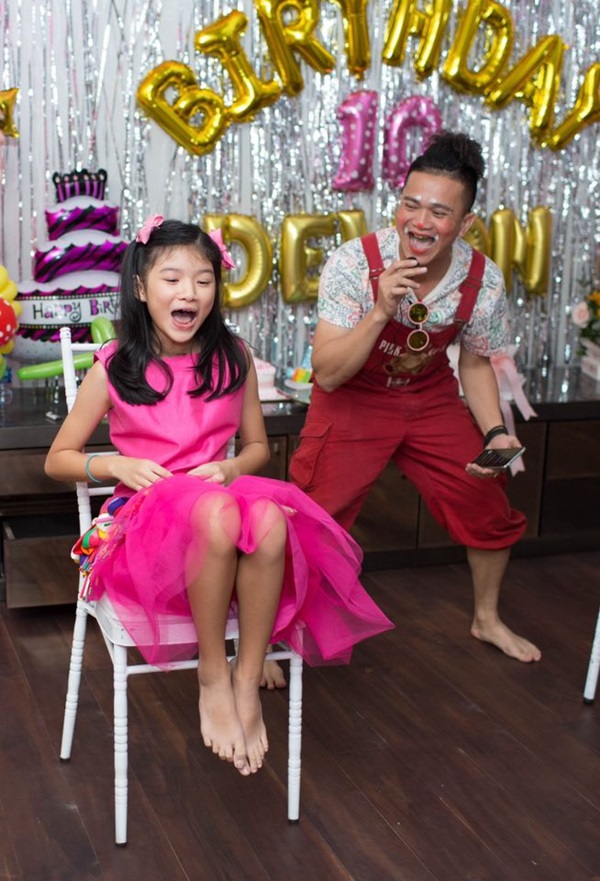 Ly hôn nhiều năm, Trương Ngọc Ánh bất ngờ tái hợp chồng cũ trong tiệc sinh nhật con gái  - Ảnh 6