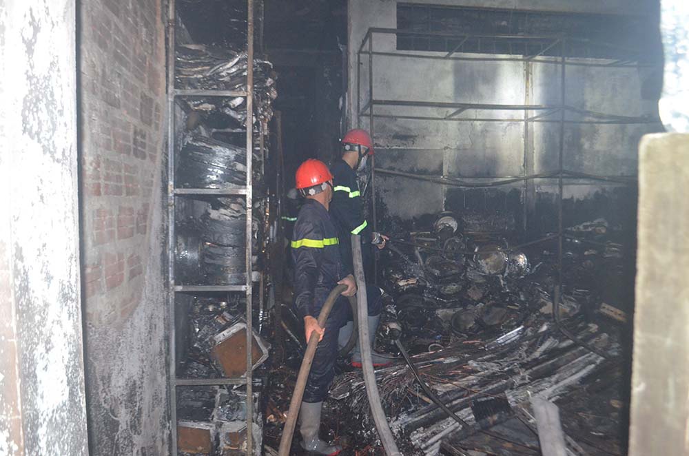 Hé lộ nguyên nhân ban đầu của vụ cháy kinh hoàng khiến 4 người chết ở Quảng Ngãi - Ảnh 2