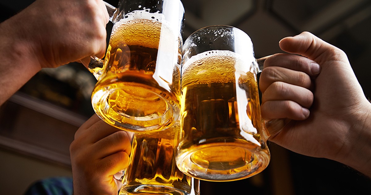 Ép buộc, xúi giục người khác uống rượu, bia trong dịp Tết là hành vi vi phạm pháp luật - Ảnh 1