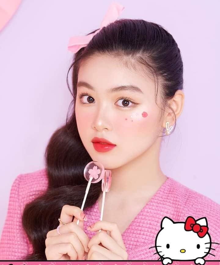 Con gái Quyền Linh lại gây sốt MXH với bộ ảnh ngọt ngào, kỷ niệm lần đầu chụp quảng cáo chuyên nghiệp - Ảnh 6