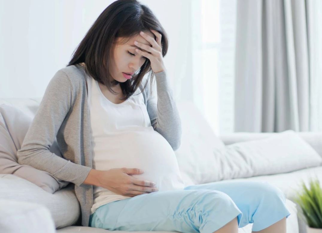 Ăn gì để đối phó với 4 triệu chứng gây khó chịu nhất trong thai kì? - Ảnh 1