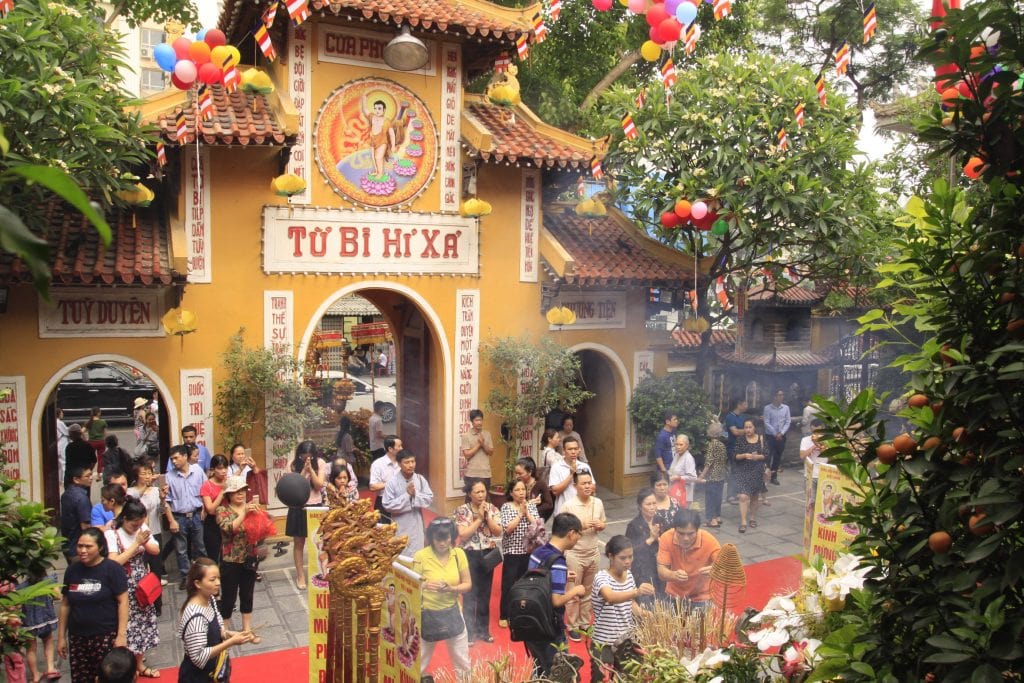 Đầu năm nên đi lễ chùa nào ở Hà Nội? - Ảnh 1