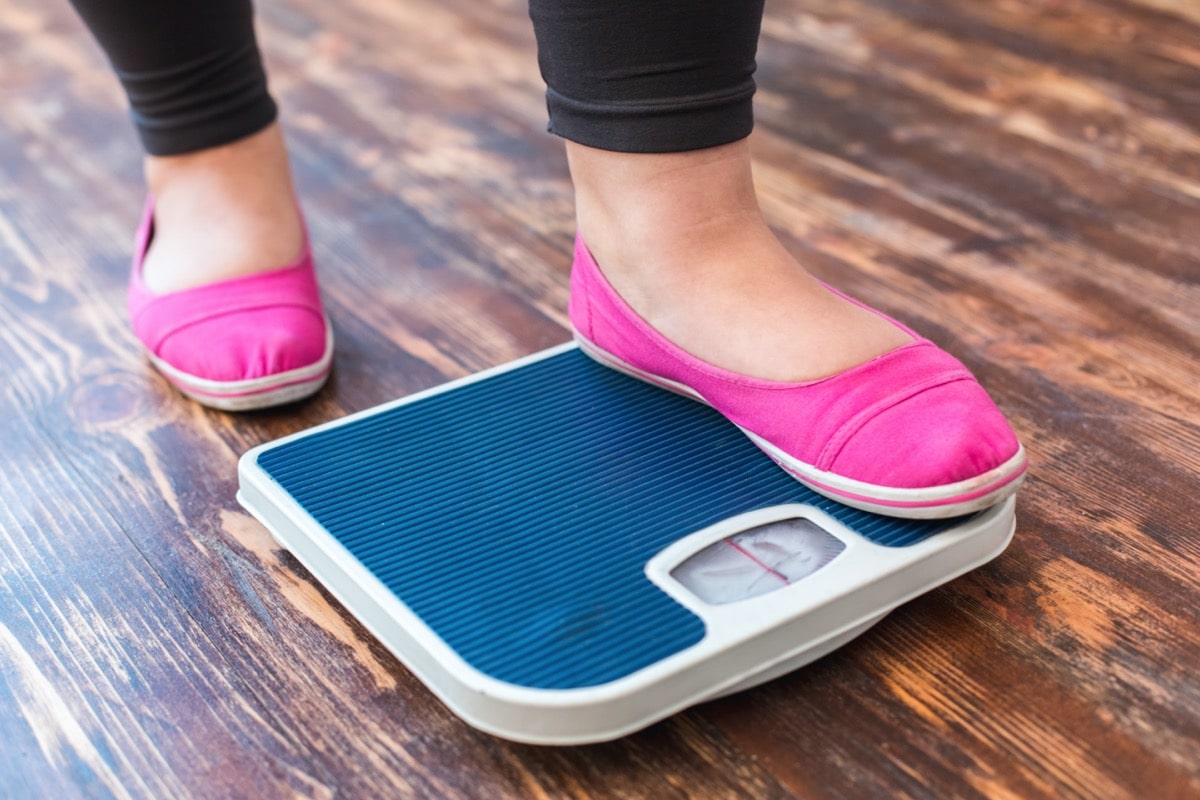 Chuyên gia tiết lộ 6 mẹo giảm cân nhanh hơn sau tuổi 40 - Ảnh 1