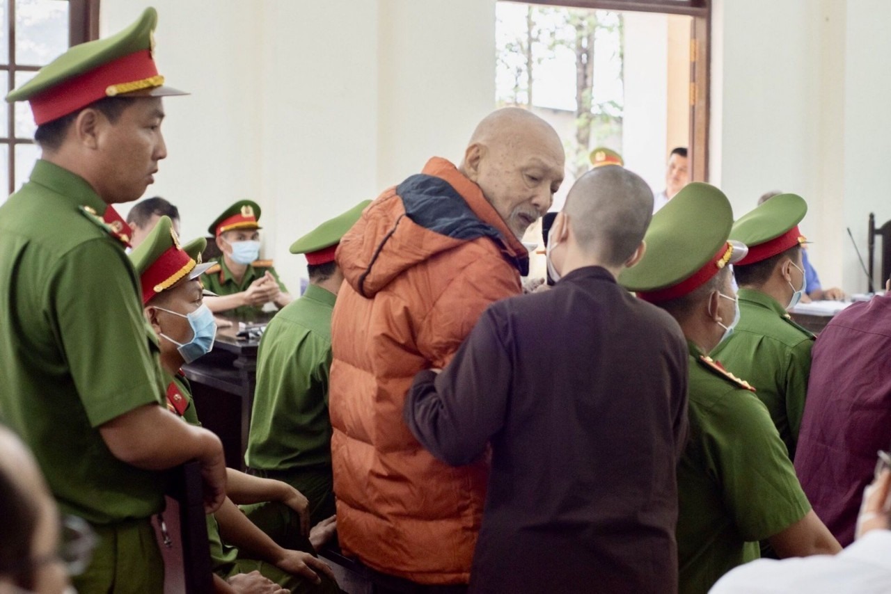 Vụ Tịnh Thất Bồng Lai: Hoãn phiên xét xử phúc thẩm đến ngày 2/11 - Ảnh 3