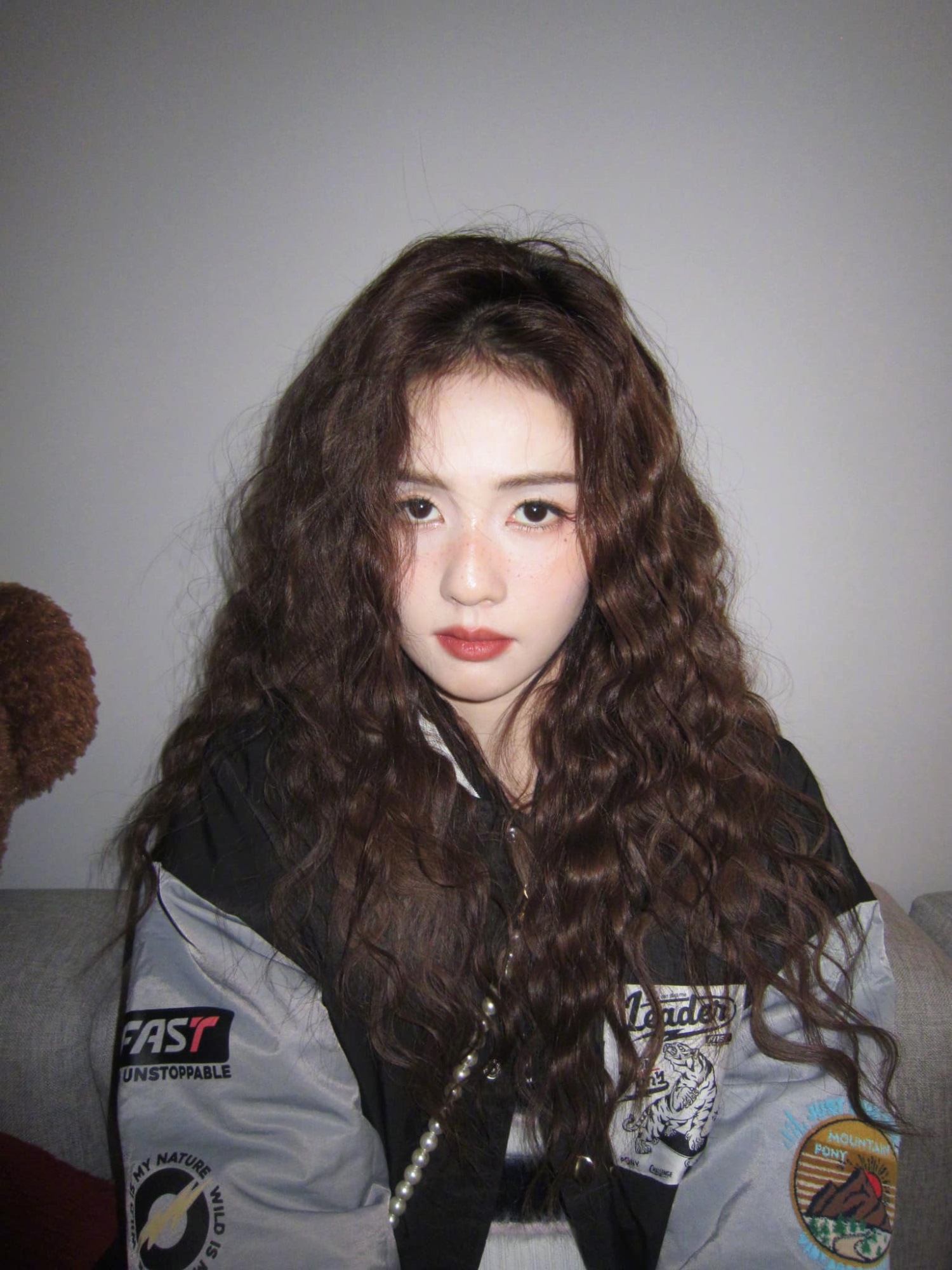 Bạch Lộc được fan ví như công chúa tóc xù Merida trong tạo hình tóc xoăn bồng bềnh - Ảnh 4