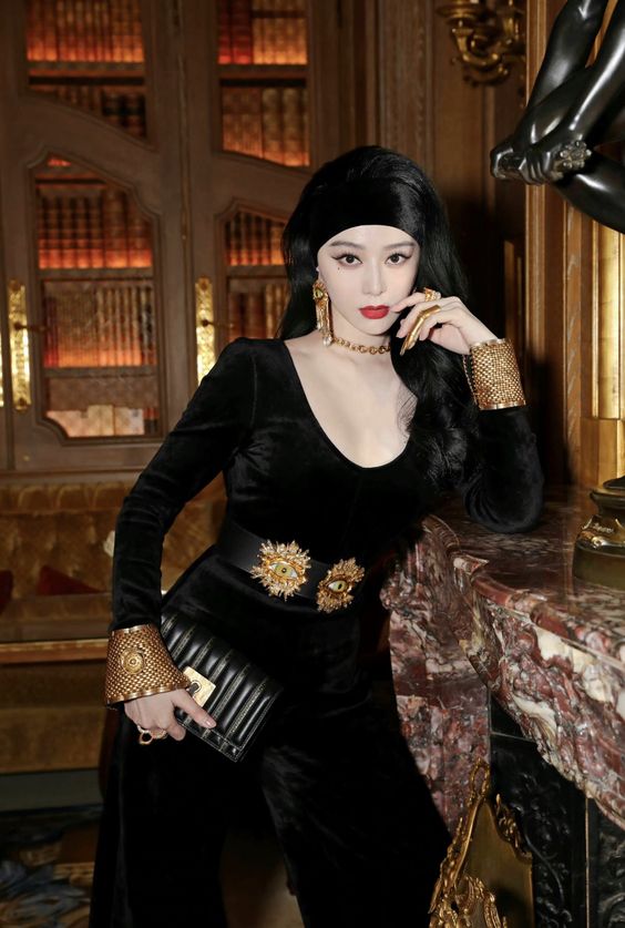Hậu scandal trốn thuế, Phạm Băng Băng tái xuất xinh đẹp gây chú ý tại thảm đỏ Oscar - Ảnh 3