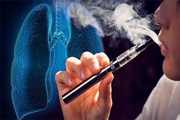 Hút thuốc lá điện tử :Trào lưu giới trẻ khiến phổi bị phá hủy trầm trọng, độc tố nicotin tích tụ gây 5 bệnh khó chữa này - Ảnh 1