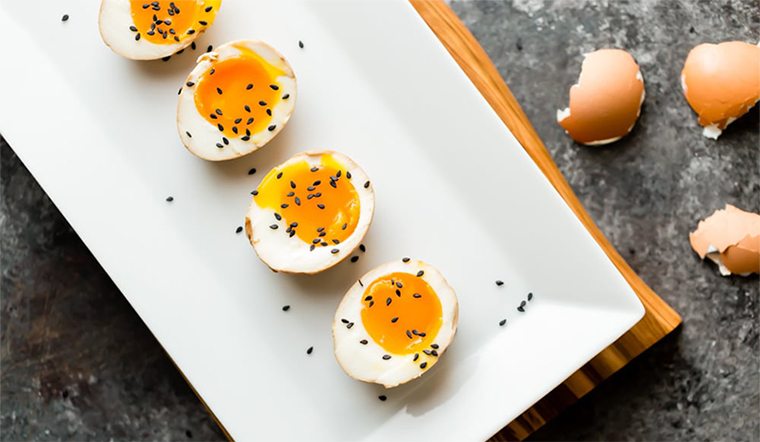 Chuyên gia dinh dưỡng công nhận luộc trứng kiểu dễ gây ngộ độc thực phẩm, nhiều người lại cứ nghĩ vậy là tốt - Ảnh 4