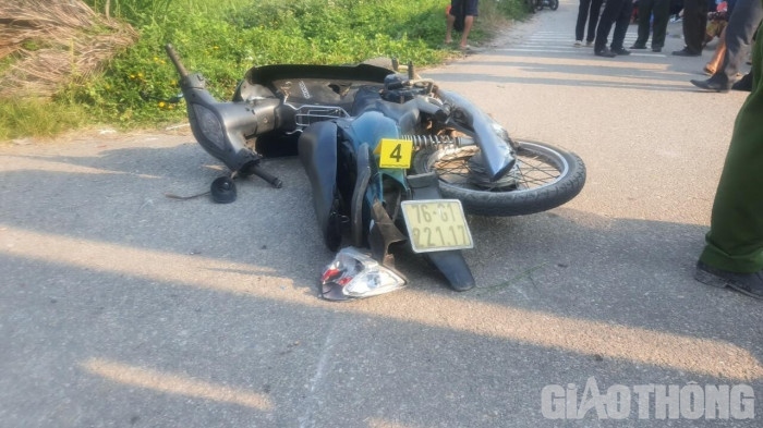 Lí do khiến tài xế xe khách ở Quảng Ngãi bất ngờ đánh lái đột ngột dẫn đến lật xe tử vong và tai nạn thảm khốc - Ảnh 5