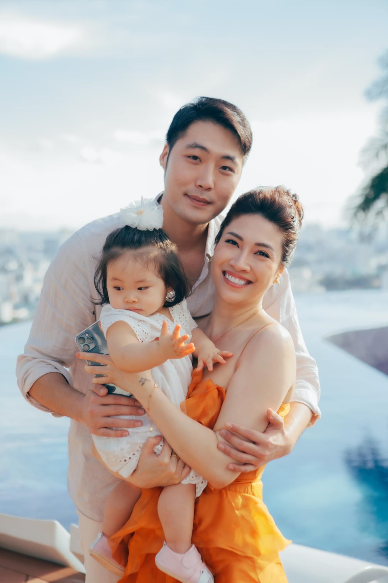 Điểm mặt 5 'bóng hồng' Việt mạnh mẽ làm mẹ đơn thân trong năm 2022 sau những đổ vỡ hôn nhân - Ảnh 7