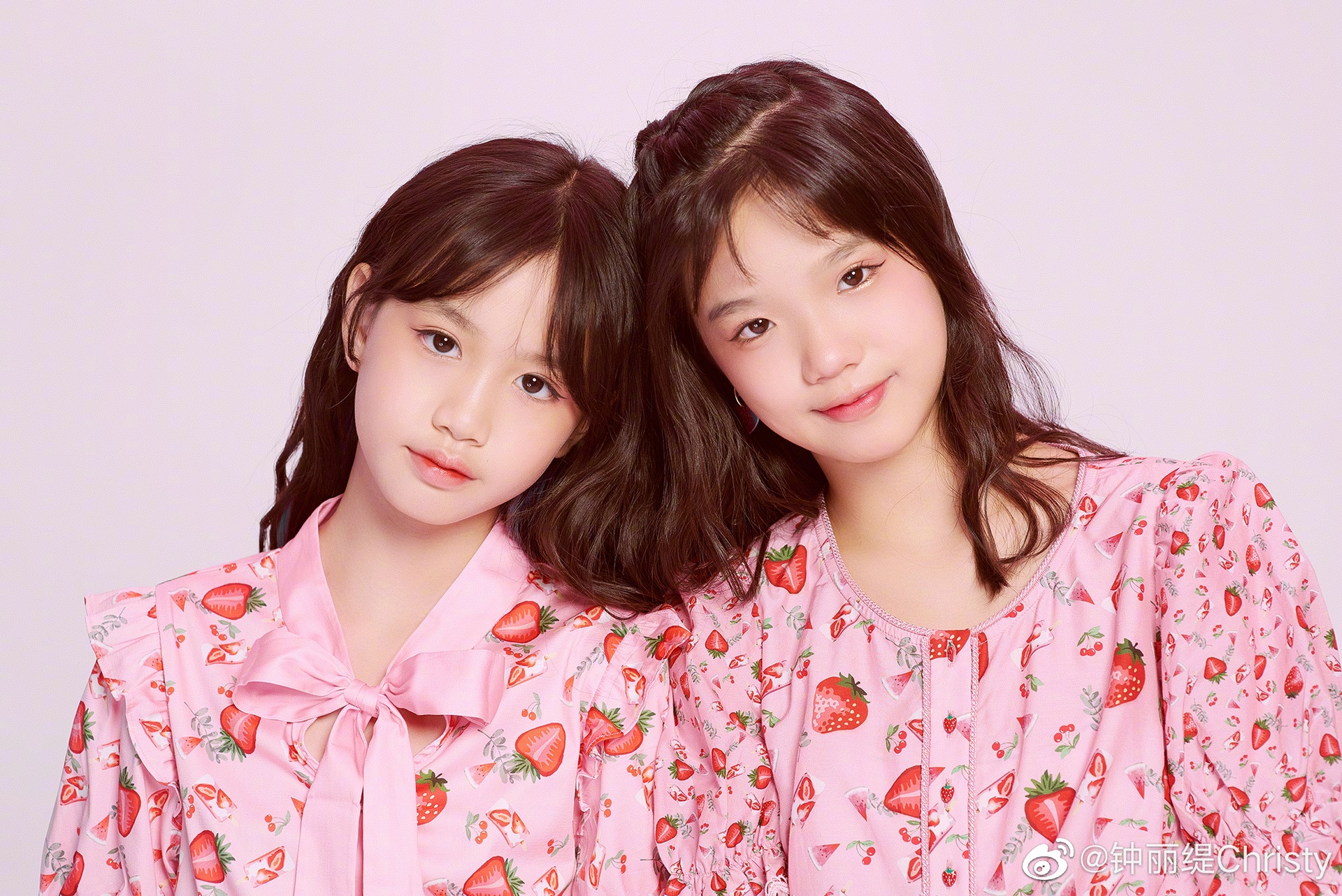 Nhan sắc hai con gái xinh đẹp của mỹ nhân gốc Việt Chung Lệ Đề - Ảnh 8
