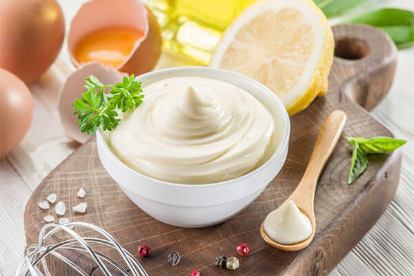 Cách làm sốt mayonnaise béo ngậy bằng máy xay sinh tố tại nhà, nguyên liệu vừa đơn giản lại vừa dễ tìm - Ảnh 2