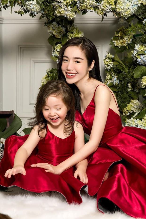 Con gái Elly Trần 8 tuổi: vẫn xinh xắn xứng danh “em bé đẹp nhất showbiz” một thời - Ảnh 6