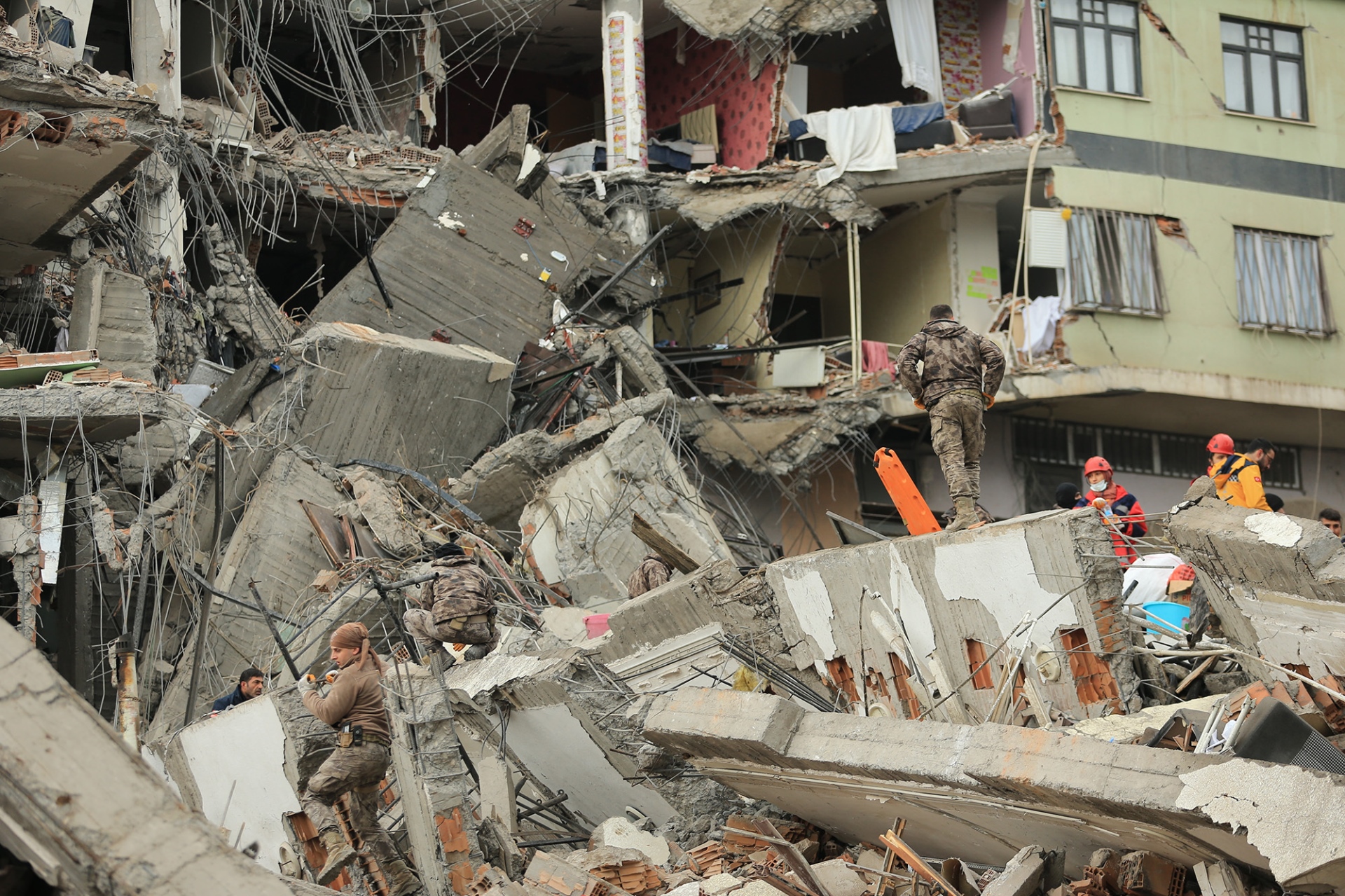 Thảm họa động đất ở Trung Đông khiến hơn 1800 người thiệt mạng: Chưa ghi nhận trường hợp nạn nhân là công dân Việt Nam - Ảnh 4