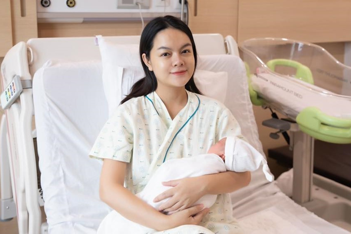 Phạm Quỳnh Anh khoe con gái mới sinh xinh xắn, tiết lộ có một điểm giống bố như lột - Ảnh 1