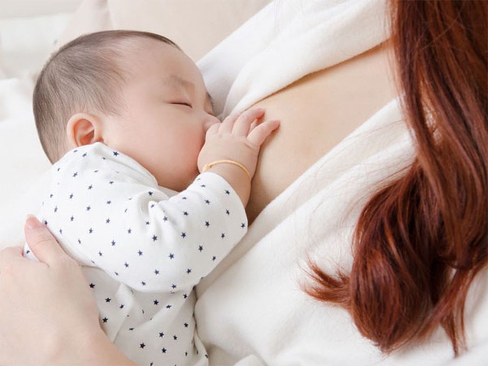 7 vấn đề trong việc nuôi con bằng sữa mẹ và cách khắc phục cho các mẹ bỉm sữa - Ảnh 2