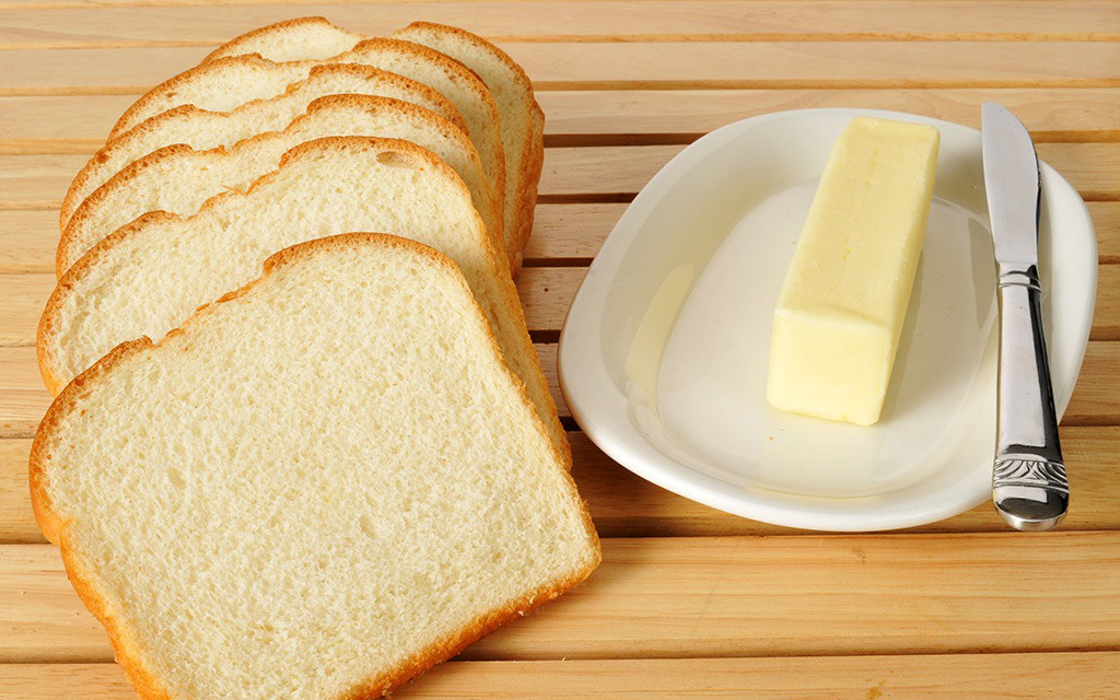 Những sai lầm thường gặp khi ăn bánh mì khiến bạn không thể giảm cân - Ảnh 1