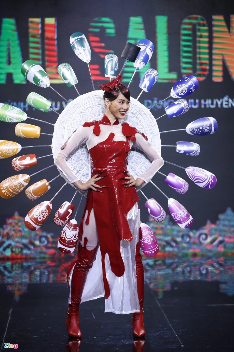 Hoa khôi bóng chuyền Đặng Thu Huyền gây thất vọng vì màn trình diễn không tốt ở đêm thi Hoa hậu Hoàn Vũ Việt Nam - Ảnh 1