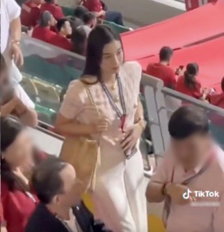 Hoa hậu Đỗ Mỹ Linh để lộ bụng nhô to thấy rõ, nghi đã có bầu 4-5 tháng - Ảnh 6