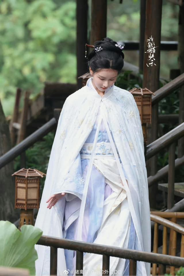 'Nữ thần cameo' Trần Đô Linh bị chê nhan sắc nhạt nhòa trong tạo hình nữ chính của Đại Mộng Quy Ly - Ảnh 8