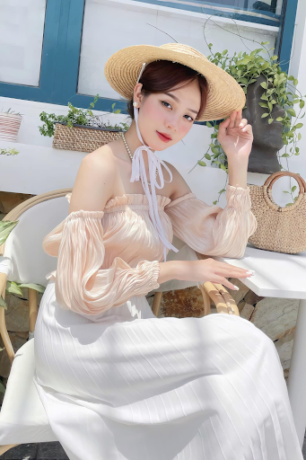 Nhan sắc Huỳnh Thị Thanh Thủy qua ống kính thường vẫn tỏa sáng, xứng danh Hoa hậu Việt Nam 2022 - Ảnh 4