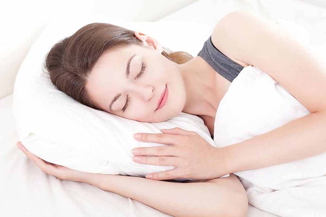 Trước khi đi ngủ, chị em phụ nữ thực hiện công thức ‘3 cởi’: Vừa tăng chất lượng giấc ngủ, lại tạm biệt nỗi lo mắc bệnh phụ khoa - Ảnh 1