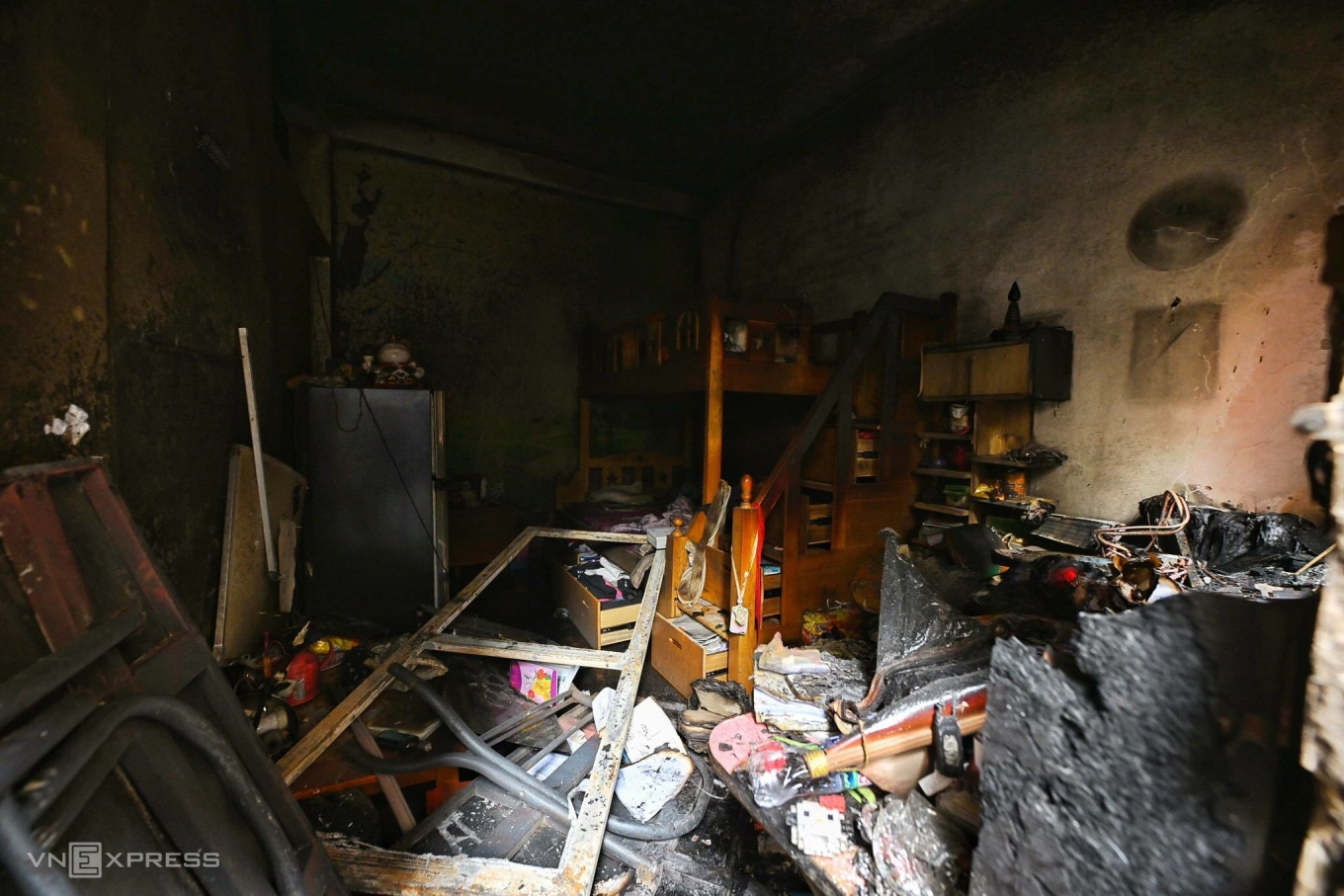 CHÍNH THỨC: Khởi tố hình sự vụ cháy nhà trọ khiến 14 người tử vong ở Trung Kính - Ảnh 2